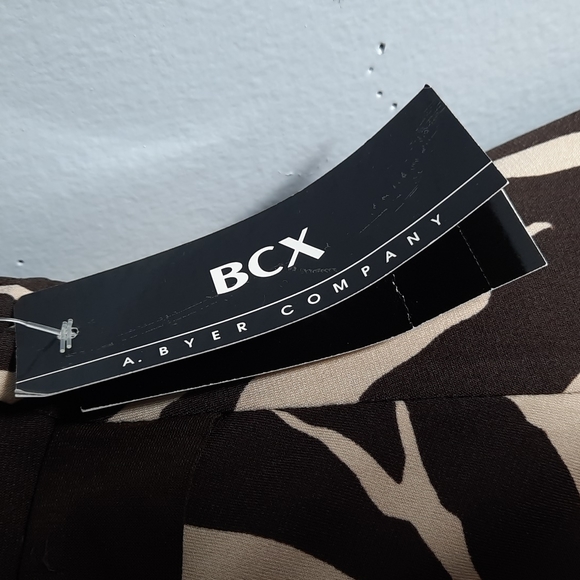 NWT BCX Brown/beige animal print halter top SZ MEDIUM - Picture 4 of 8